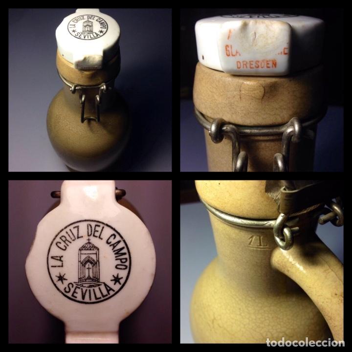 Botella de gres para cerveza de la cruz del campo del año 1907